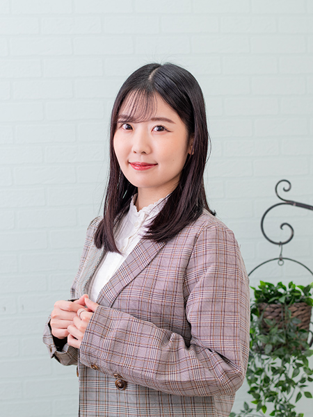 ライトグリーン